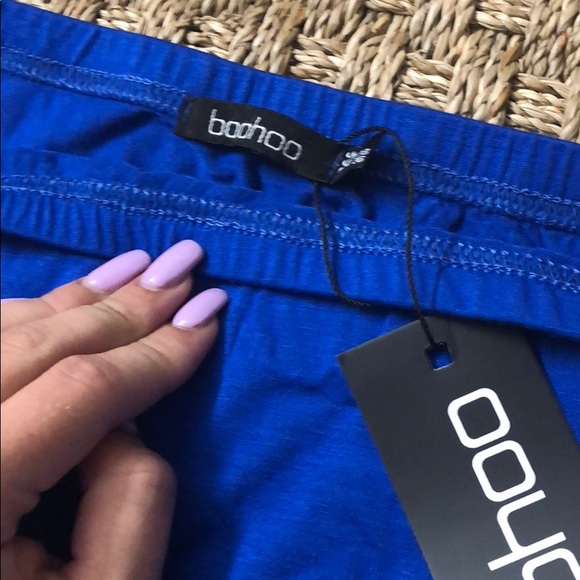Boohoo mini skirt - Picture 2 of 3